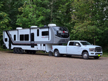 Load image into Gallery viewer, Timber Grove 2019'-UP RAM 3500 Rear ASAM Air Spring Kit