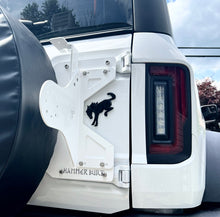 Load image into Gallery viewer, Oracle Lighting 21-24 Ford Bronco Flush Style LED Taillights - 5892-504 RED