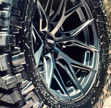 Load image into Gallery viewer, Vossen HF6-4 22x12 / 6x139.7 / ET-44 / Ultra Deep Face / 106.1 - Matte Gunmetal Wheel