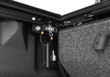 Load image into Gallery viewer, RealTruck 04-24 Nissan Titan CC 5.5ft Bed (w or w/o Utilitrack) RetraxPRO EZ-Off FRC-4000