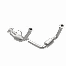 Load image into Gallery viewer, MagnaFlow Conv DF 06-07 Jeep Commander / 05-10 Grand Cherokee 5.7L Y-Pipe Assy (49 State)