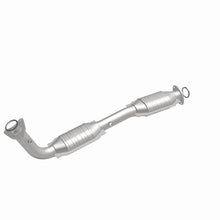 Load image into Gallery viewer, Magnaflow Conv DF 07-08 Toyota Tundra 5.7L P/S