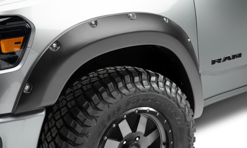 Bushwacker 19-22 Ram 1500 (Excl. Rebel/TRX) 76.3 & 67.4in Bed Pocket Style Flares 4pc Set - Black