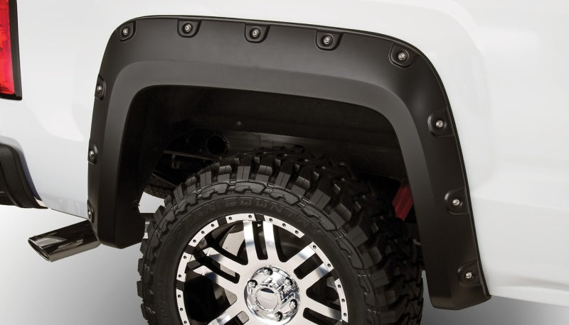 Bushwacker 14-15 GMC Sierra 1500 Fleetside Boss Pocket Style Flares 4pc 69.3/78.8/97.6in Bed - Black