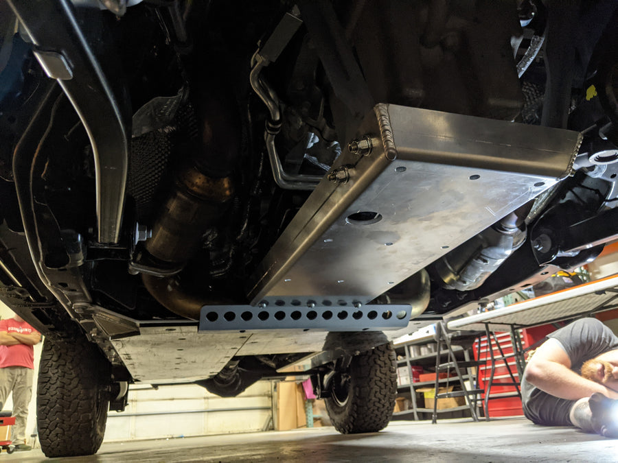 NEXT VENTURE MOTORSPORTS JLU ALUMINUM BELLY SKIDS - 392 HEMI CAST BARE