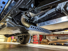 Load image into Gallery viewer, NEXT VENTURE MOTORSPORTS JLU ALUMINUM BELLY SKIDS - 392 HEMI CAST BARE