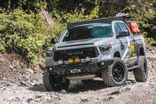 Load image into Gallery viewer, Prinsu Toyota Tundra Prinsu CrewMax Cab Rack | 2007-2021 (Standard Wind Deflector)
