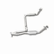 Load image into Gallery viewer, MagnaFlow Conv DF 02-06 Cadillac Escalade / 02-06 Chevy Avalanche 5.3L Dual Conv Y-Pipe Assembly 2WD